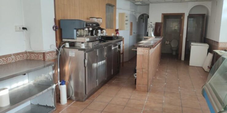 Local con posibilidad de hacer vivienda 