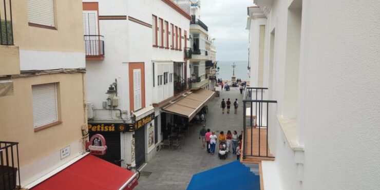 Estudio en pleno centro y junto a la playa