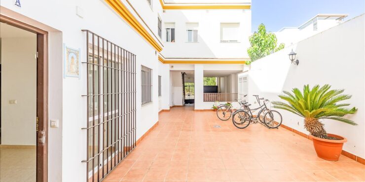 Apartamento bajo para  reformar